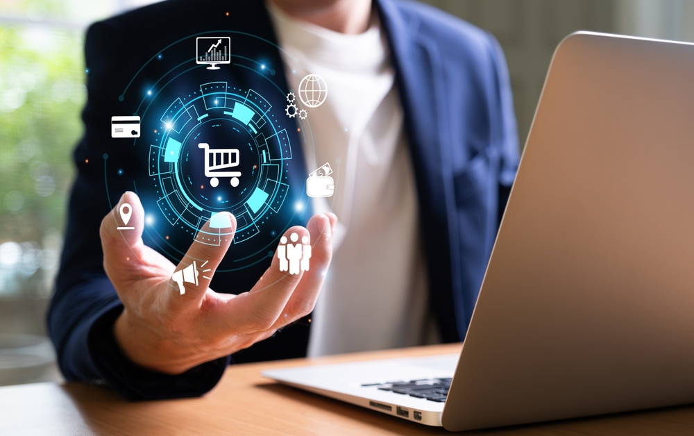 Business,or,entrepreneur,using,computer,for,e Commerce,or,online,shopping