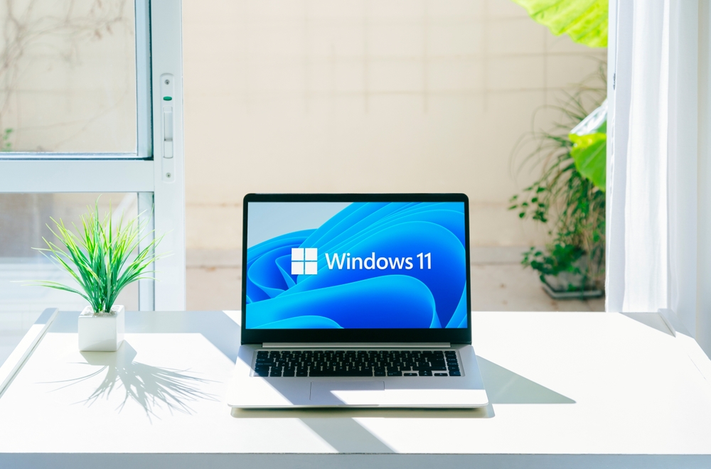 Windows,11,logo,on,the,laptop,screen.,the,most,popular